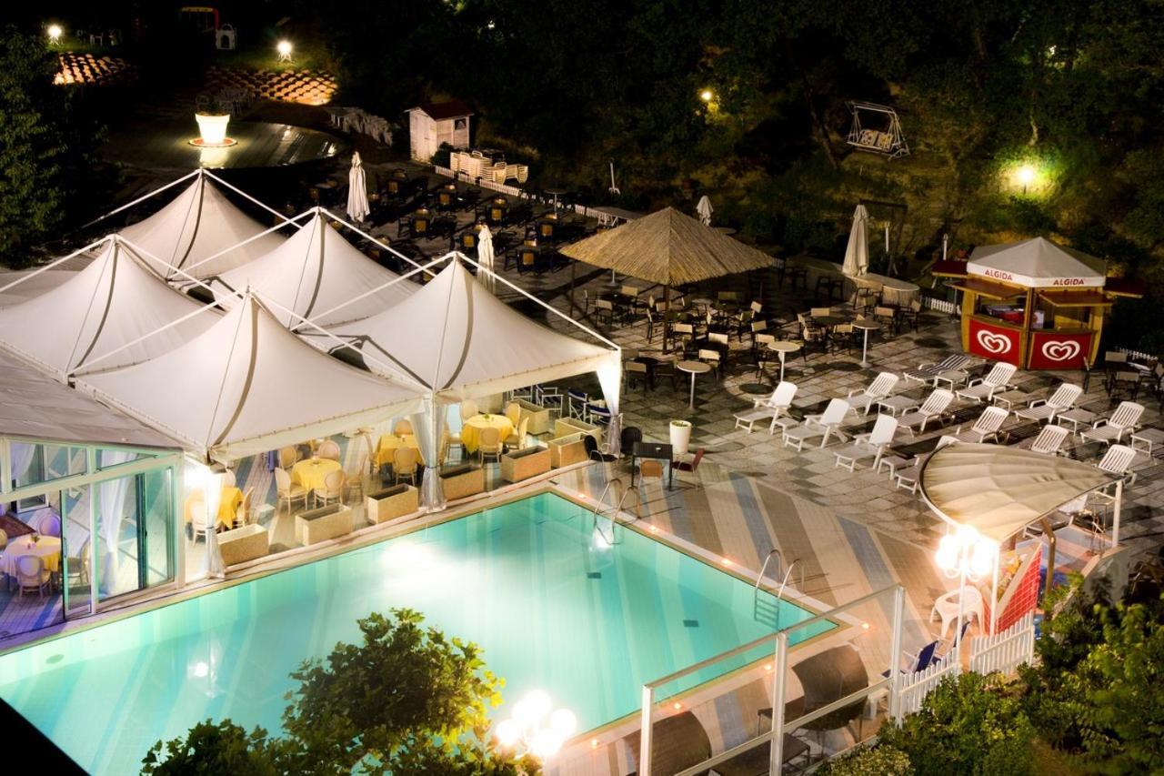 Hotel Posta Dependance Chianciano Terme Exterior foto